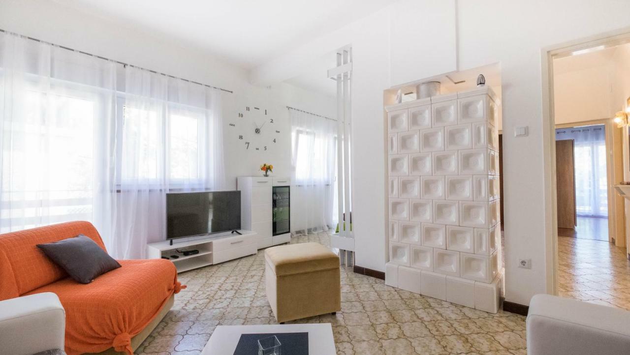 Apartment Ema เมดูลิน ภายนอก รูปภาพ